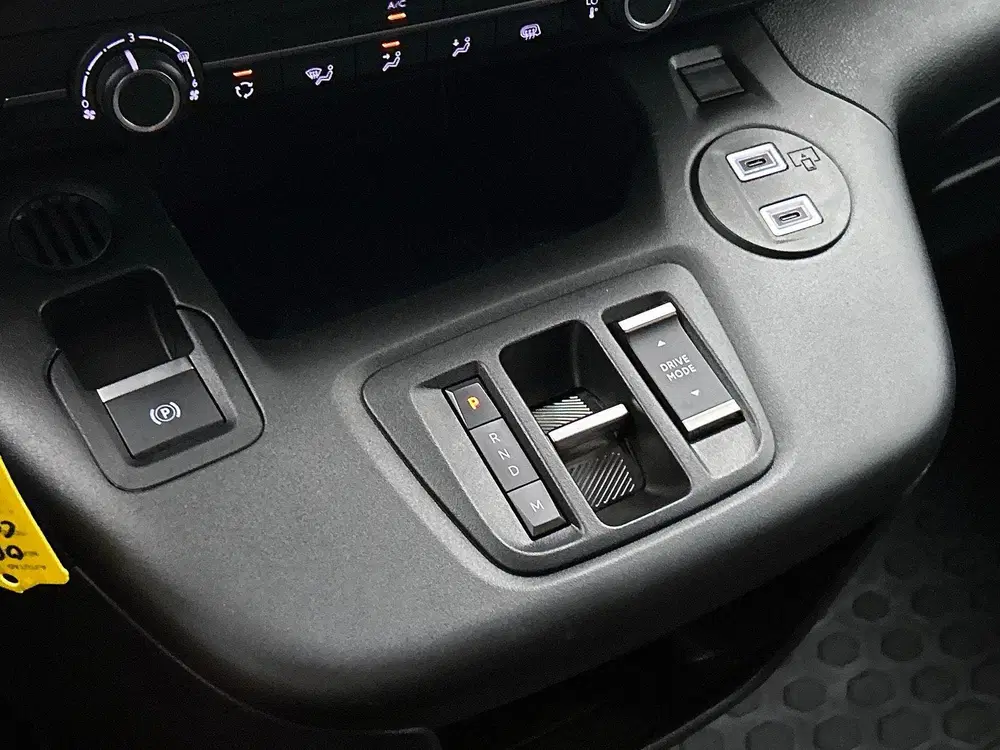Opel Combo 1.5 BlueHDi 130PK L2 Automaat Apple Carpla uit 2024, foto 14