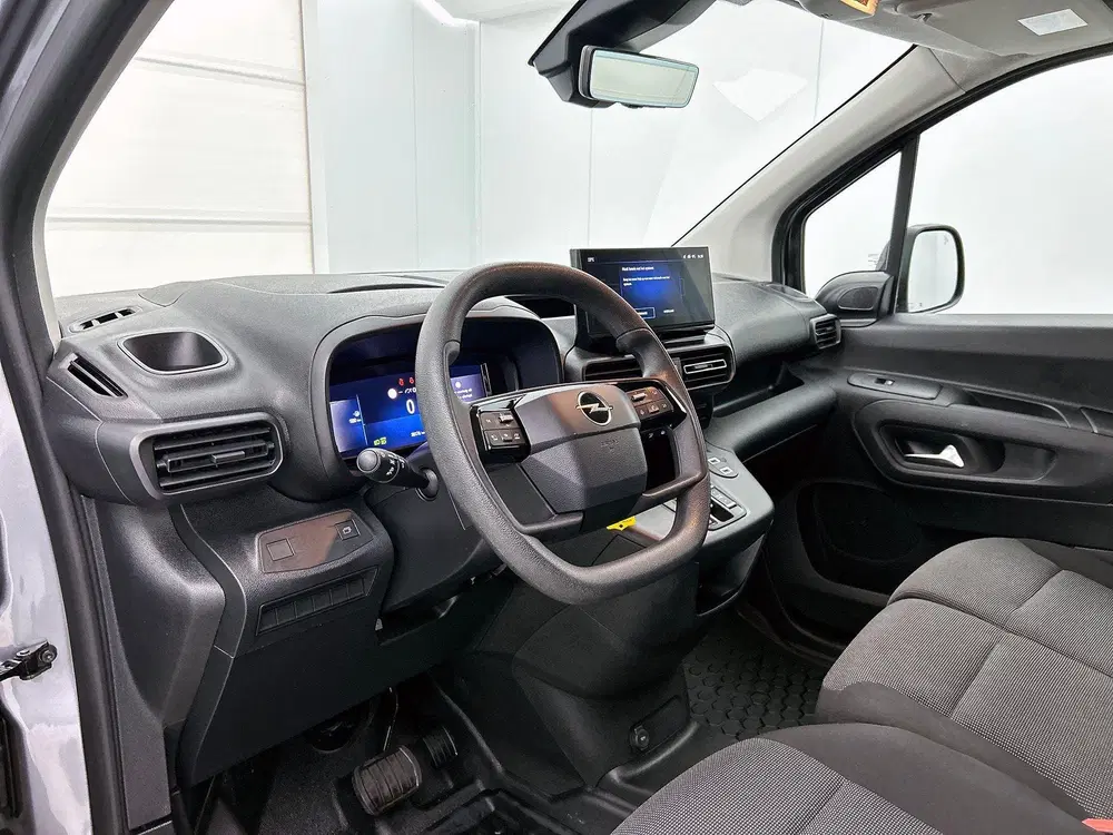 Opel Combo 1.5 BlueHDi 130PK L2 Automaat Apple Carpla uit 2024, foto 16
