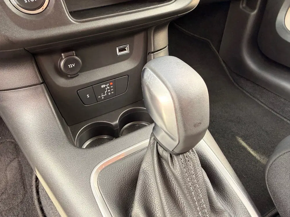 Citroën C3 Citroen C3 1.2PT 110PK SHINE EAT6 COMF SEA uit 2022, foto 16