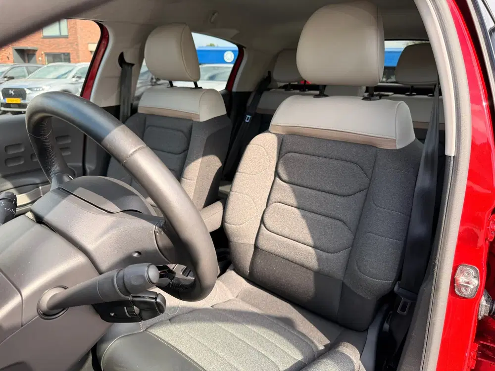 Citroën C3 Citroen C3 1.2PT 110PK SHINE EAT6 COMF SEA uit 2022, foto 6