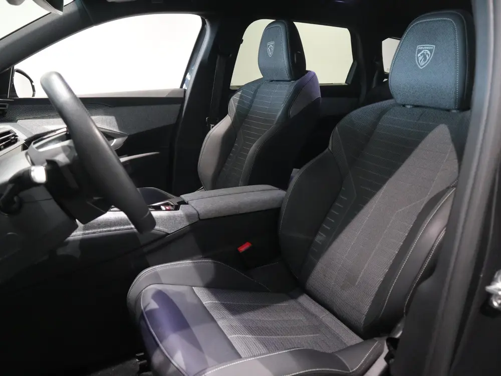 Peugeot 5008 1.2 Hybrid 145 GT 7p STOEL- EN STUURVERWAR uit 2025, foto 7