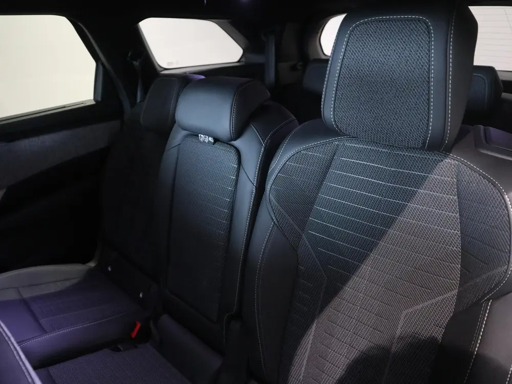 Peugeot 5008 1.2 Hybrid 145 GT 7p STOEL- EN STUURVERWAR uit 2025, foto 9