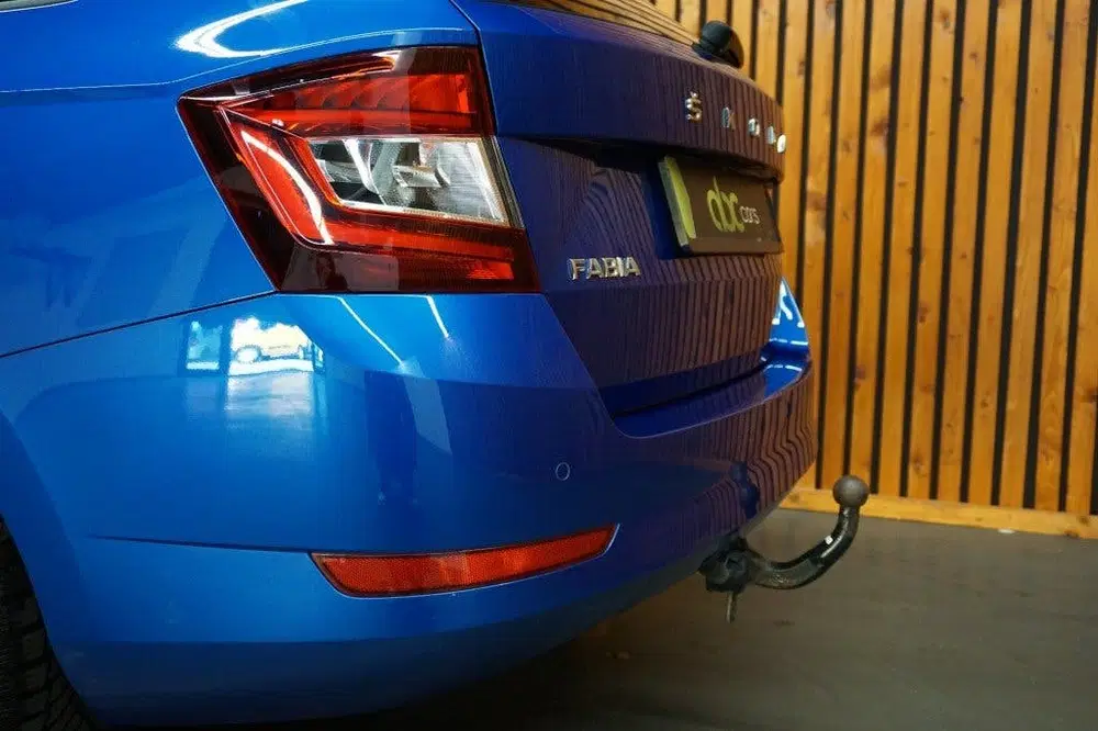Skoda Fabia 1.0 TSI BUSINESS EDTION uit 2021, foto 13