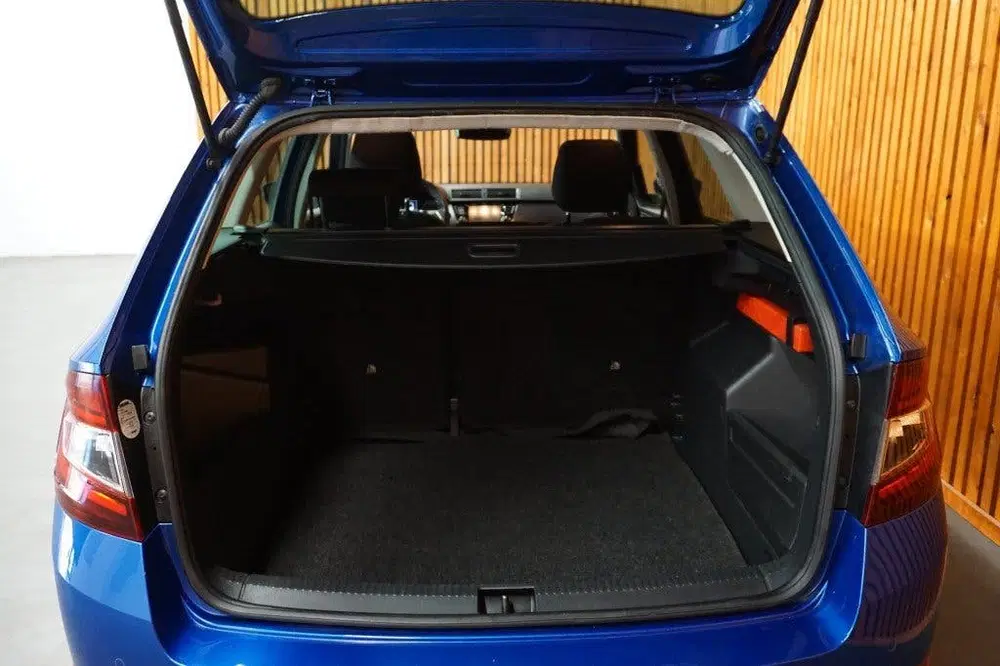 Skoda Fabia 1.0 TSI BUSINESS EDTION uit 2021, foto 14