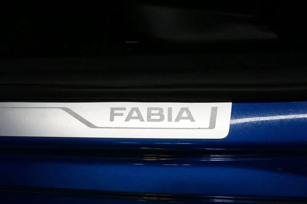 Skoda Fabia 1.0 TSI BUSINESS EDTION uit 2021, foto 17