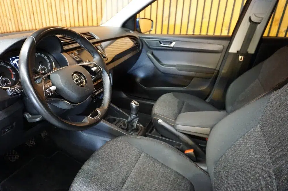 Skoda Fabia 1.0 TSI BUSINESS EDTION uit 2021, foto 6