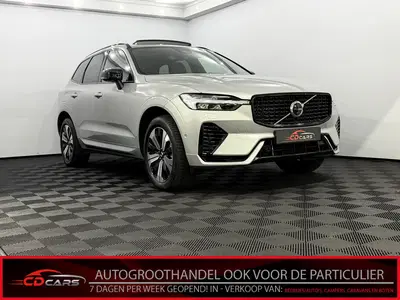 Volvo XC60 2.0 T6 Plug-in hybrid AWD Plus Dark Panora uit 2025