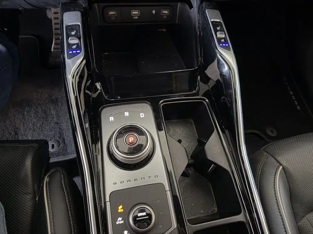 Kia Sorento 1.6 T-GDI Plug-in Hybrid 4WD ExecutiveLine uit 2023, foto 11
