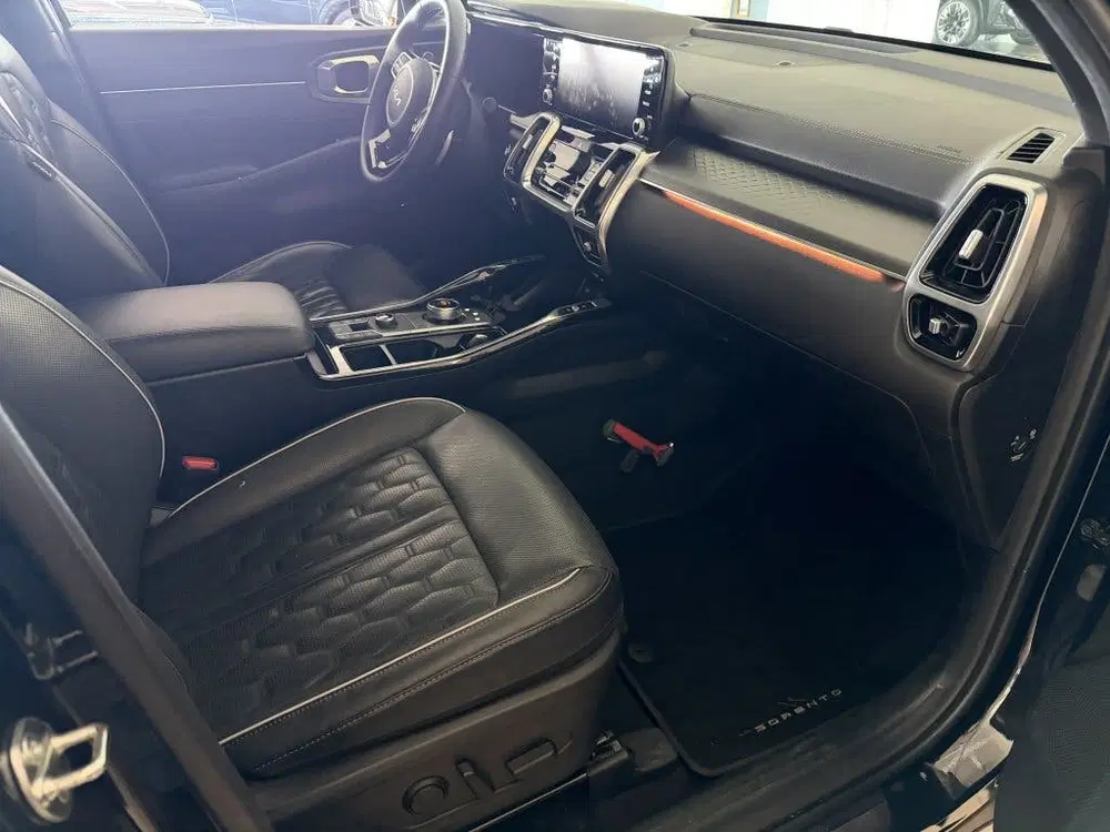 Kia Sorento 1.6 T-GDI Plug-in Hybrid 4WD ExecutiveLine uit 2023, foto 3