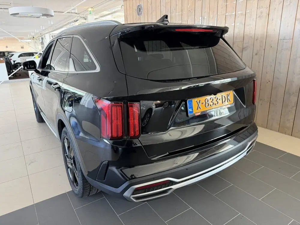 Kia Sorento 1.6 T-GDI Plug-in Hybrid 4WD ExecutiveLine uit 2023, foto 5