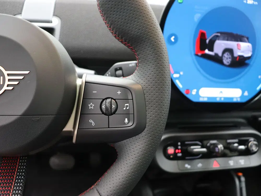 Mini Aceman John Cooper Works + M Pakket uit 2026, foto 13