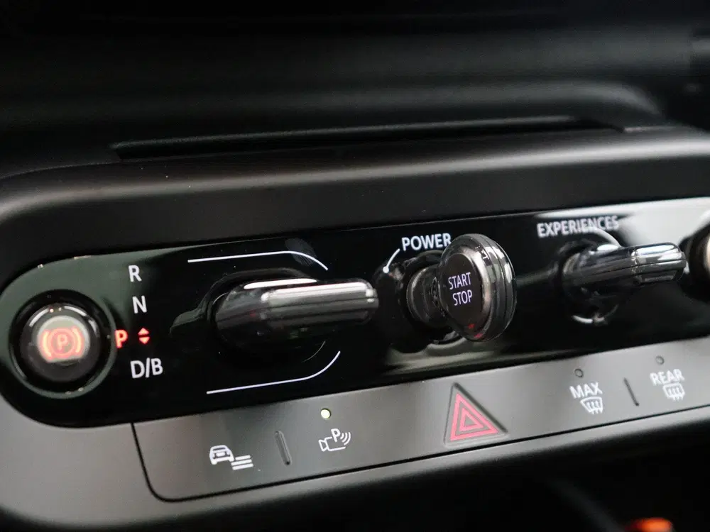 Mini Aceman John Cooper Works + M Pakket uit 2026, foto 17
