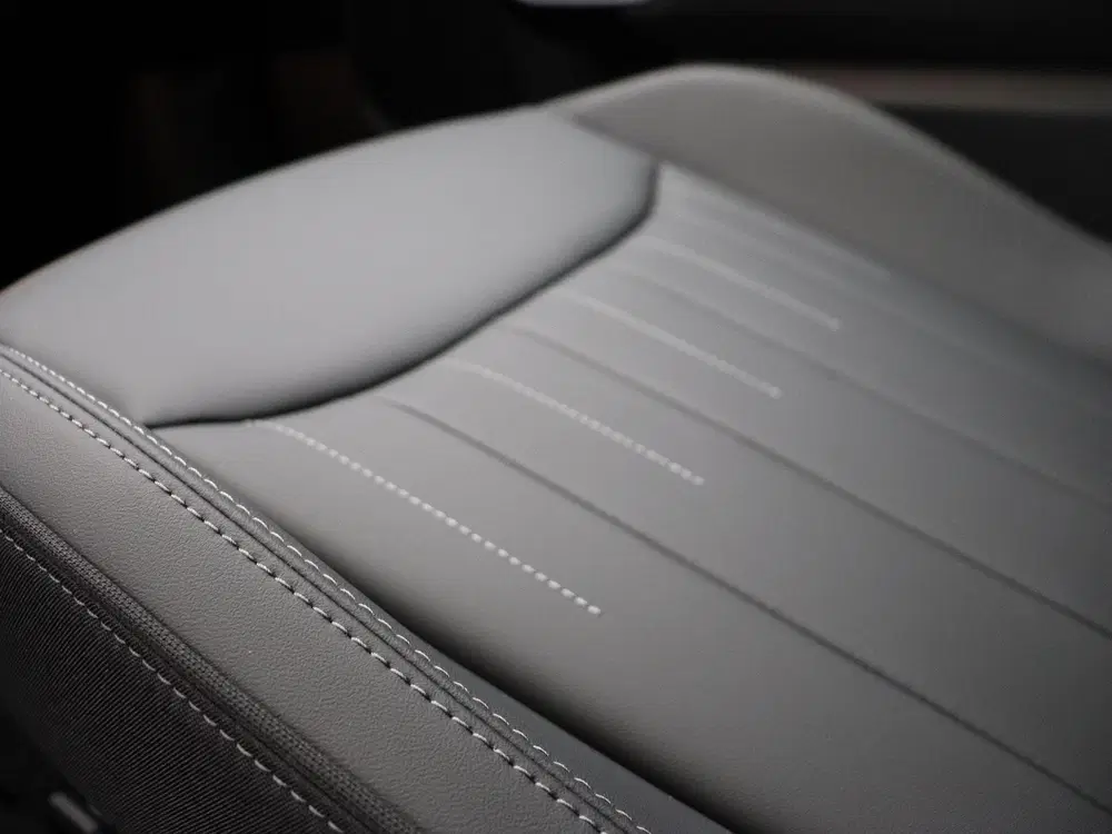 Mini Aceman John Cooper Works + M Pakket uit 2026, foto 19