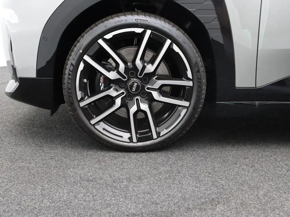 Mini Aceman John Cooper Works + M Pakket uit 2026, foto 8