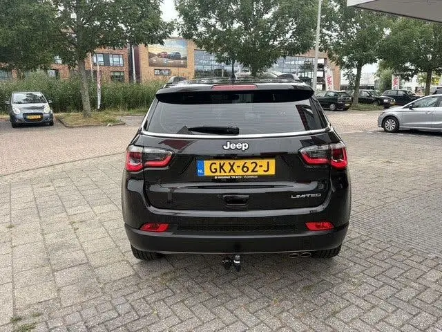 Jeep Compass 1.3T Longitude uit 2021, foto 3