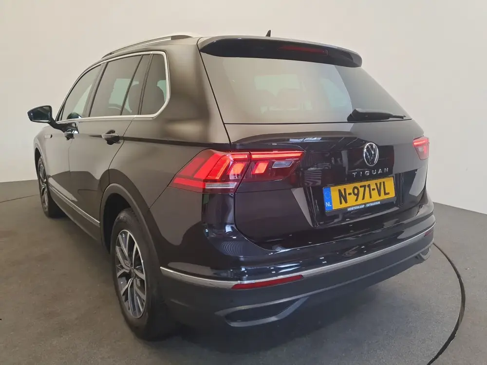 Volkswagen Tiguan 1.5 TSI 150pk DSG/AUT Life Business Wegkla uit 2021, foto 8