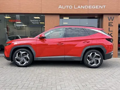 Hyundai TUCSON 1.6 T-GDI HEV Comfort Plus Sky uit 2020