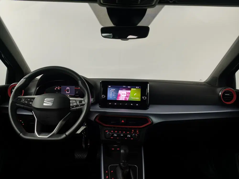 SEAT Arona 1.0 EcoTSI FR Business Connect uit 2025, foto 3