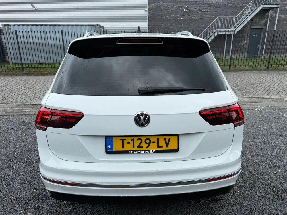 Volkswagen Tiguan 1.5 TSI ACT Highline Business R uit 2019, foto 19
