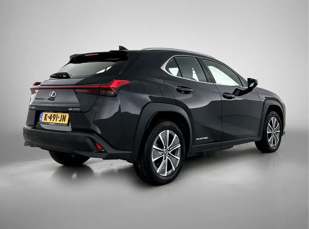 Lexus UX 300e Business 54 kWh | Elektrisch Verstelbare Stoel uit 2020, foto 2