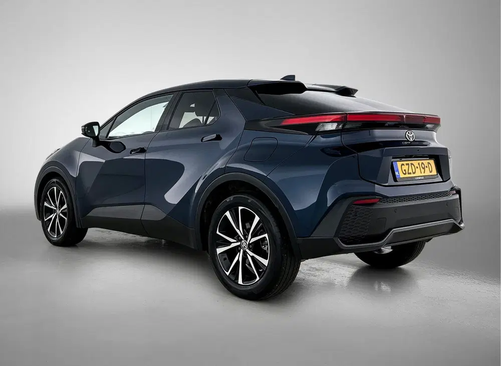Toyota C-Hr 1.8 Hybrid 140 Dynamic uit 2025, foto 13