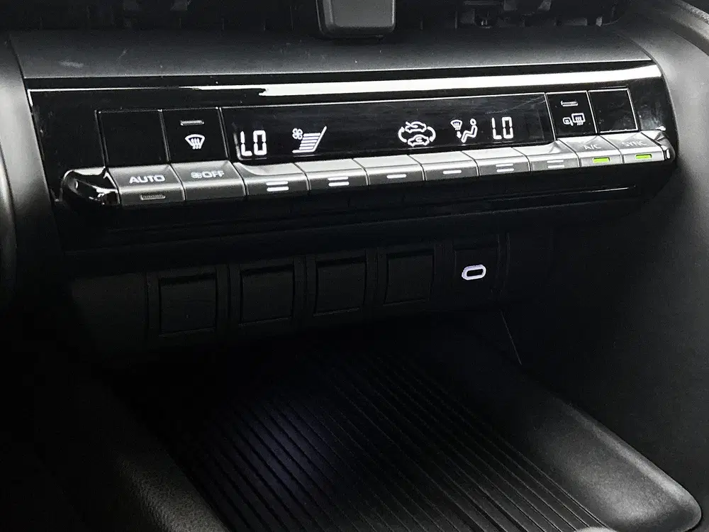 Toyota C-Hr 1.8 Hybrid 140 Dynamic uit 2025, foto 9