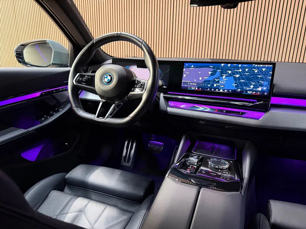 BMW i5 EDrive40 84 kWh M Sport uit 2024, foto 10