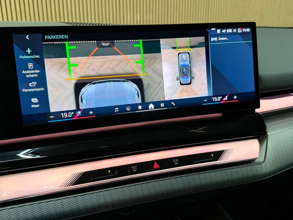 BMW i5 EDrive40 84 kWh M Sport uit 2024, foto 18