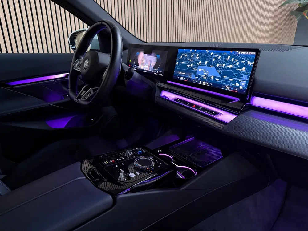 BMW i5 EDrive40 84 kWh M Sport uit 2024, foto 5