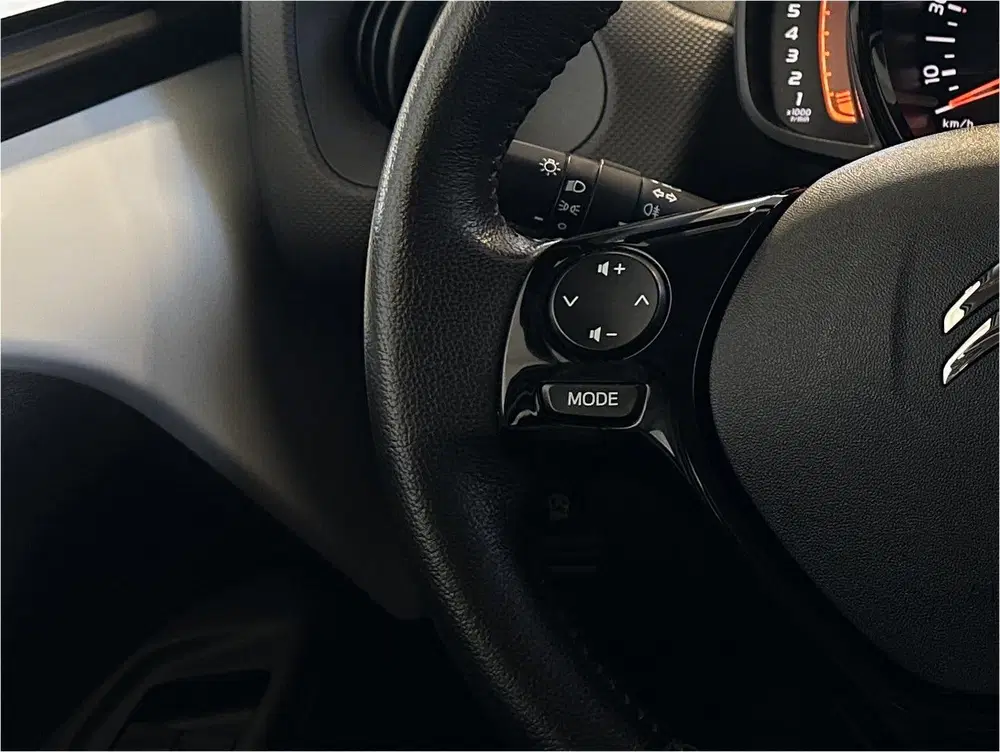 Citroën C1 Citroen C1 1.0 VTi Shine uit 2021, foto 20