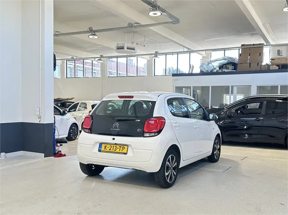 Citroën C1 Citroen C1 1.0 VTi Shine uit 2021, foto 6