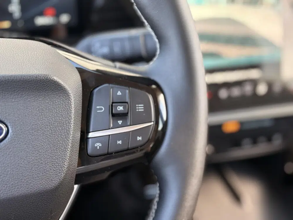 Ford Puma Gen-E Premium 44 kWh DEMO I DRIVER ASSISTANCE PA uit 2025, foto 18