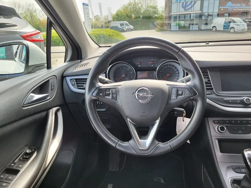 Opel Astra Sports Tourer 1.0 Turbo 120 Jaar Edition uit 2019, foto 13