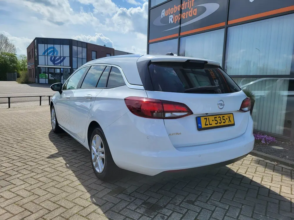 Opel Astra Sports Tourer 1.0 Turbo 120 Jaar Edition uit 2019, foto 7
