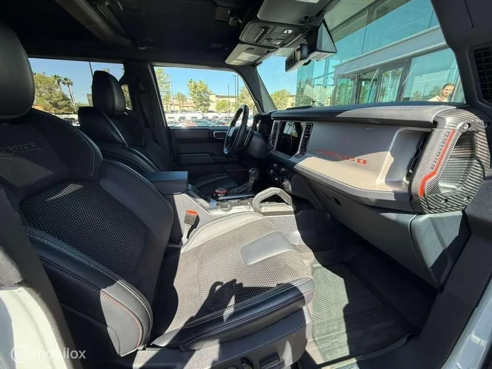 Ford Bronco Bronco Raptor 2024 Nieuwstaat prijs op Grijs Kenteken uit 2024, foto 12