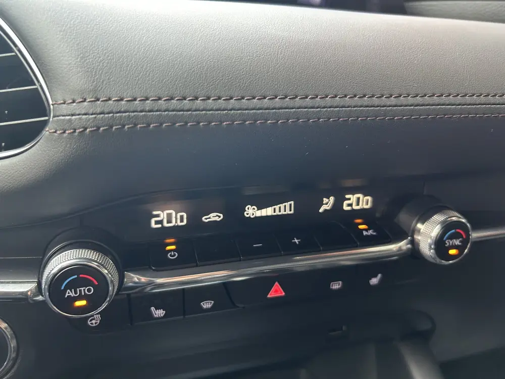Mazda 3 2.0 e-SkyActiv-X M Hybrid 180PK! Sportive // BOSE PR uit 2019, foto 19