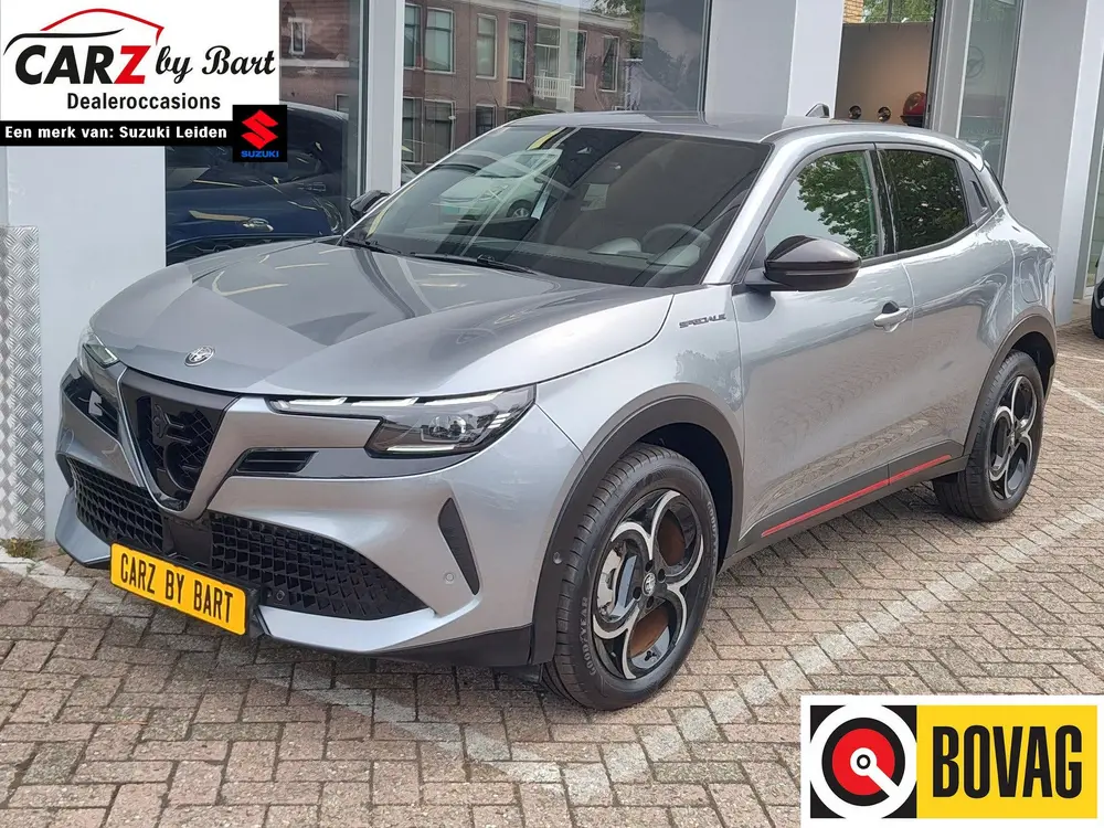 Alfa Romeo Junior 1.2 TURBO HYBRID IBRIDA SPECIALE AUT. Dode uit 2025