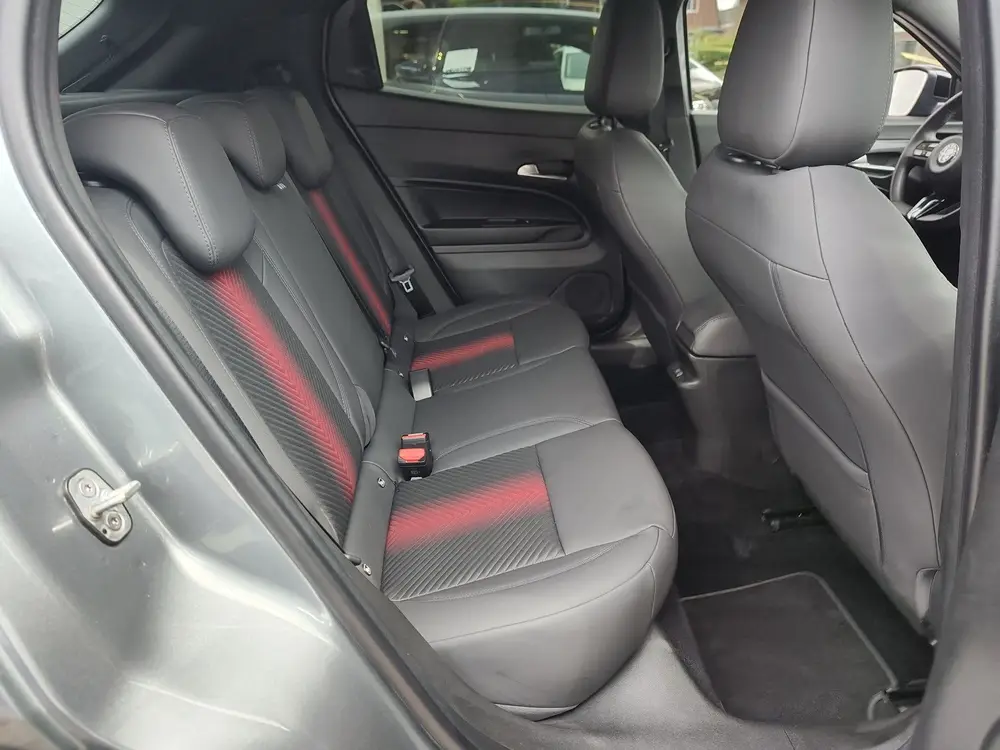 Alfa Romeo Junior 1.2 TURBO HYBRID IBRIDA SPECIALE AUT. Dode uit 2025, foto 10