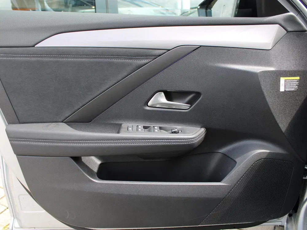 Opel Astra 58 kWh Ultimate VOORRAAD uit 2026, foto 11
