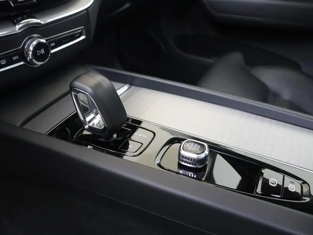 Volvo XC60 T6 AWD Ultimate Bright uit 2023, foto 18