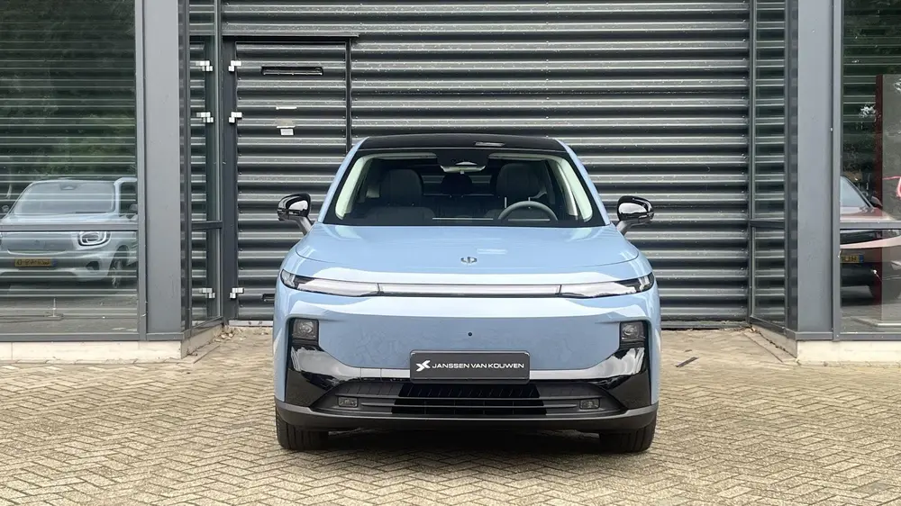 Leapmotor B10 Design ProMax 67.1 kWh uit 2025, foto 2