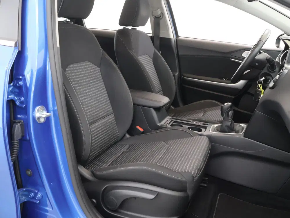 Kia Ceed 1.0 T-GDi DynamicLine uit 2022, foto 10