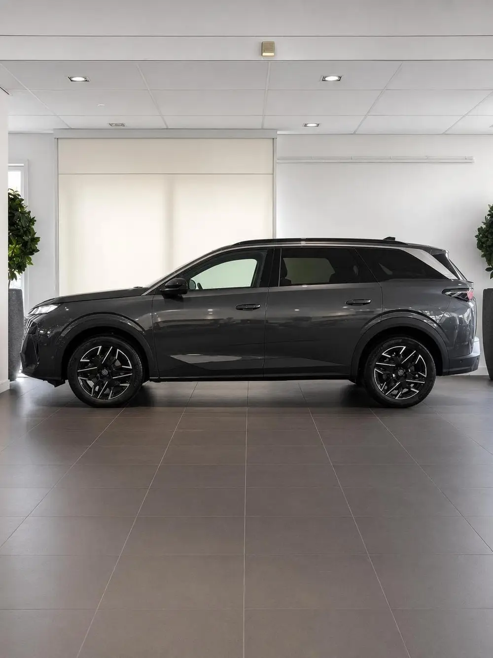 Peugeot 5008 1.2 Hybrid 145 Allure 7p uit 2025, foto 2