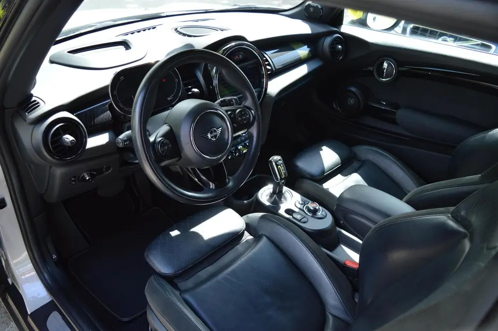 Mini Electric Charged 33 kWh (F56)Leder uit 2019, foto 12