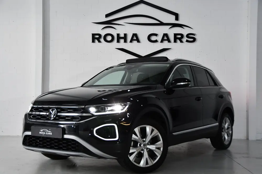 Volkswagen T-roc 1.5 TSI Highline*Pano*Blindspot*keyless uit 2023