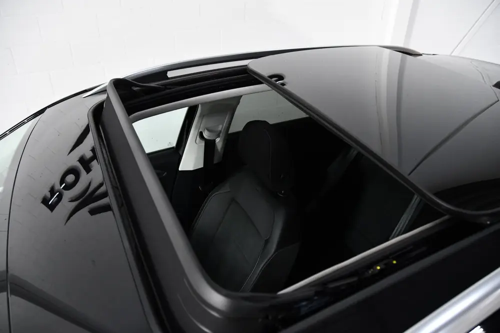 Volkswagen T-roc 1.5 TSI Highline*Pano*Blindspot*keyless uit 2023, foto 2