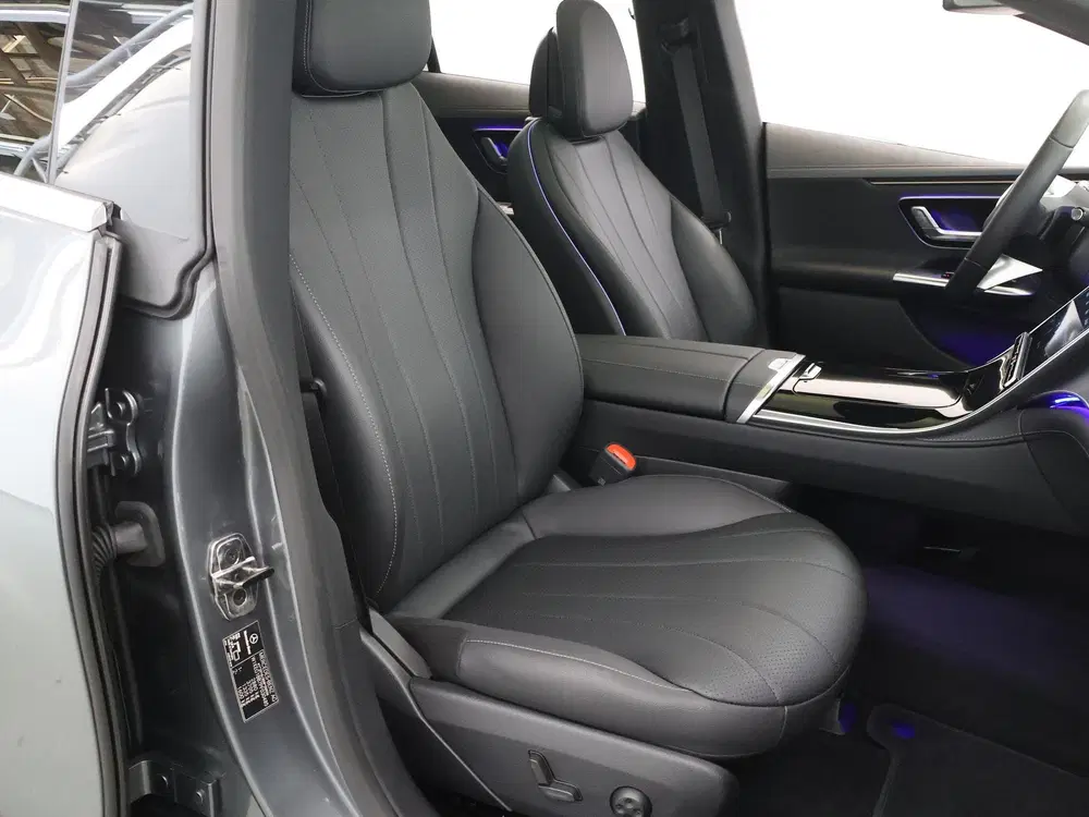 Mercedes-Benz EQE 300 Business Line 89 kWh uit 2023, foto 10