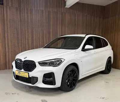 BMW X1 XDrive25e High Executive uit 2021