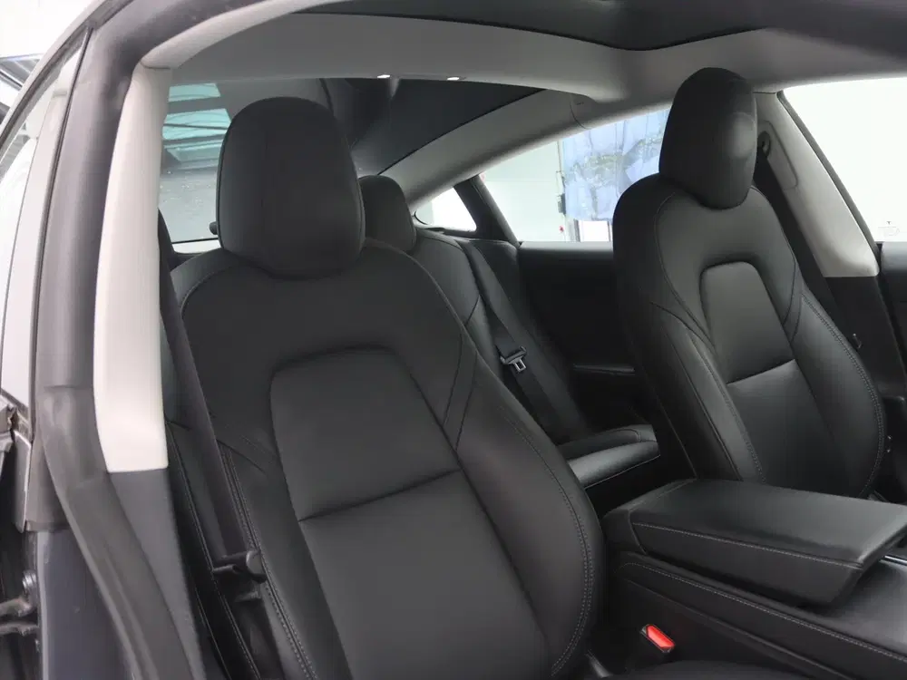 Tesla Model 3 Long-Range AWD 351pk 75 kWh 93.6% SoH UPGR uit 2023, foto 17