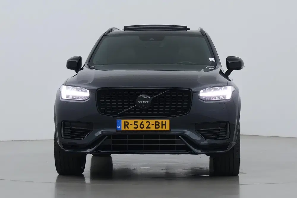 Volvo XC90 T8 R-Design uit 2021, foto 16